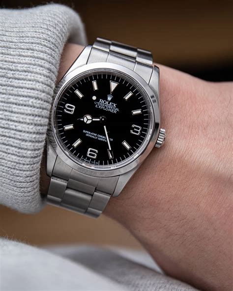 rolex explorer 1016 vs 14270|rolex explorer 14270 price.